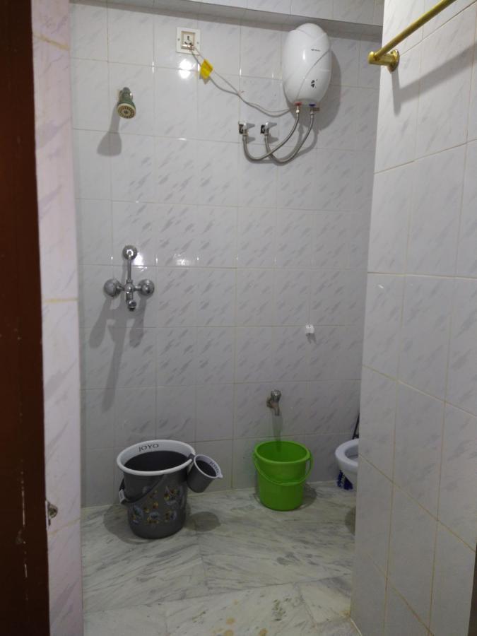 Sara House Guest house *